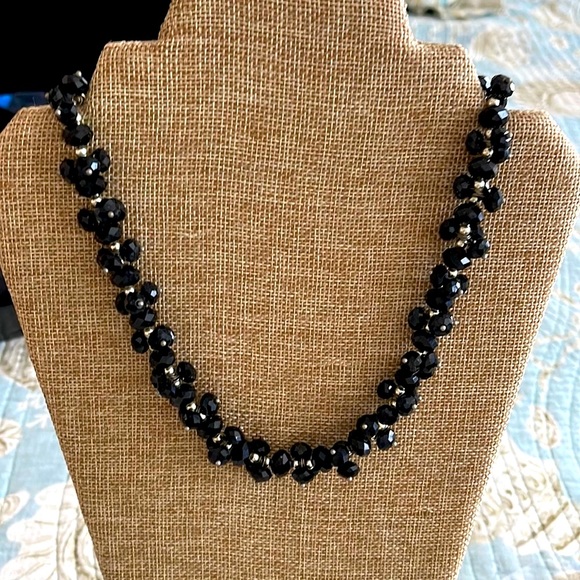 Black crystal necklace - Picture 3 of 8